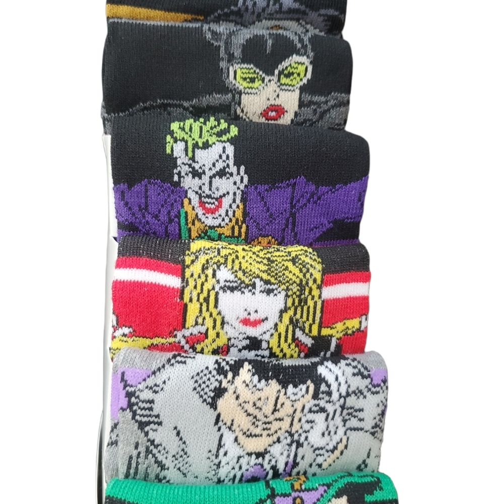DC Comic Batman Joker Socks  6 Pair CREW SOCKS SIZE 8-12 Bioworld Mens size 8-12